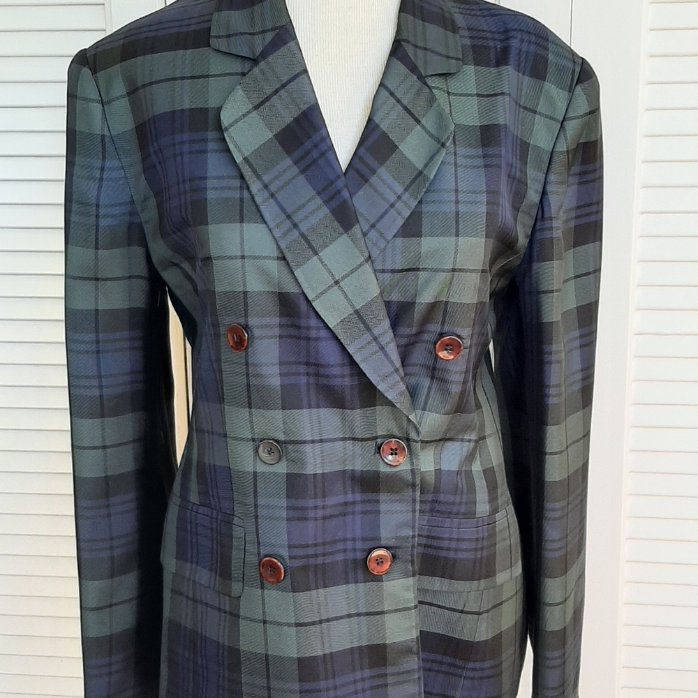 JONES OF NEW YORK PLAID BLAZER
